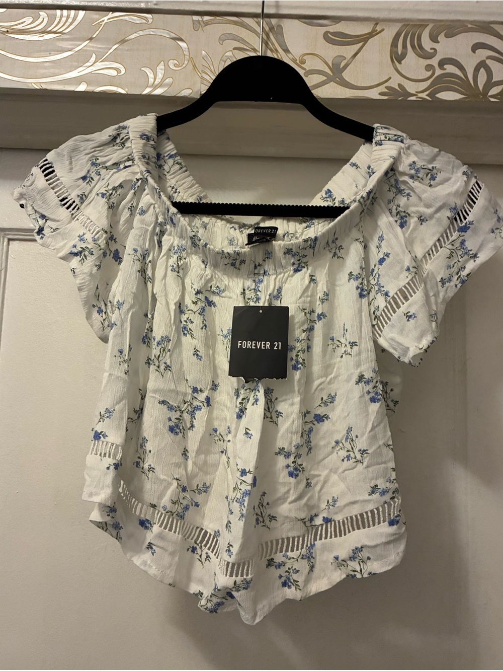 Forever 21 White Floral Peasant Blouse with Blue Blossoms